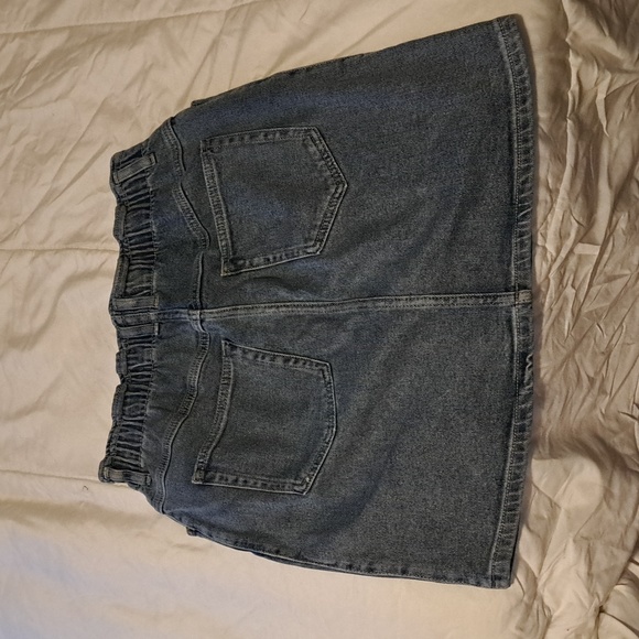 Denim skirt - Picture 2 of 4